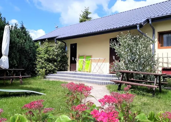 Ow Wilk - I Z Aneksami Kuchennymi, Parking, Plac Zabaw ホリデーパーク *