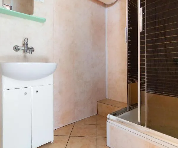 ホリデーパーク Ow Wilk - I Z Aneksami Kuchennymi, Parking, Plac Zabaw *