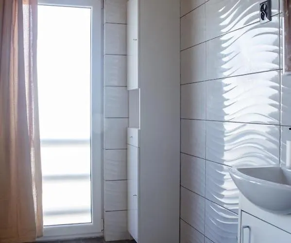 Ow Wilk - I Z Aneksami Kuchennymi, Parking, Plac Zabaw ホリデーパーク