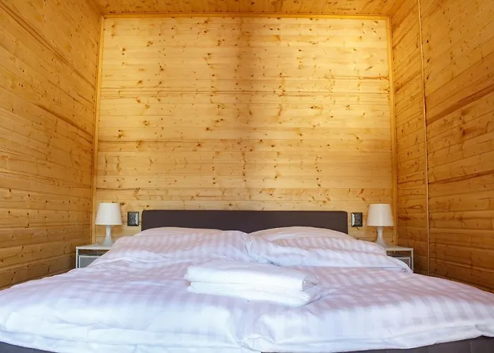 Ow Wilk - I Z Aneksami Kuchennymi, Parking, Plac Zabaw ホリデーパーク